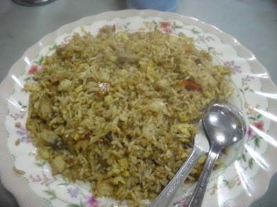 NASI GORENG B2 DAN JERUK PANAS