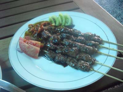 SATE MERANGI DI 'WARUNG ENAK'