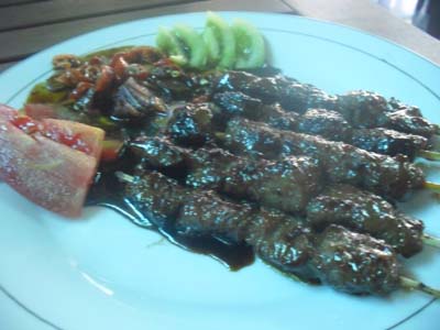 SATE MERANGI DI 'WARUNG ENAK'