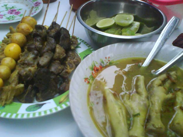 Soto Ceker Gandaria, Kaki Ayam Jadi Idola