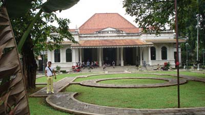 Museum Tekstil Tanah Abang Yang Terlupakan