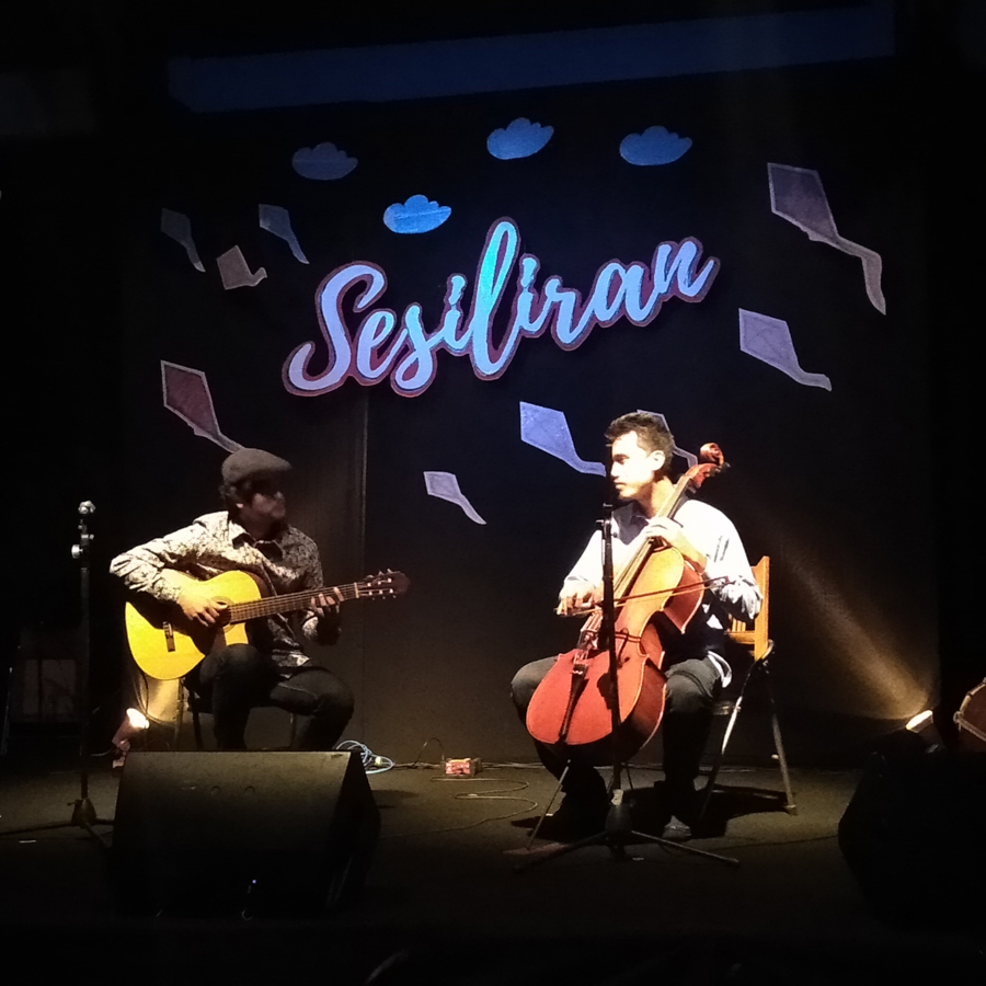Johanes berkolaborasi dengan Nadya Abror. Foto: Raden Satrio