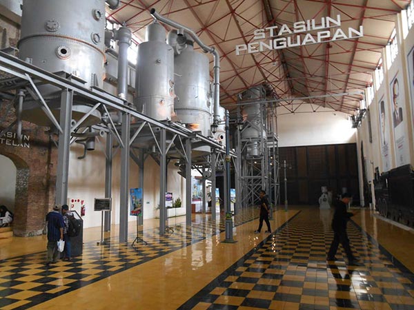 Suasana stasiun penguapan di museum PG Colomadu Karanganyar-foto-suwandi